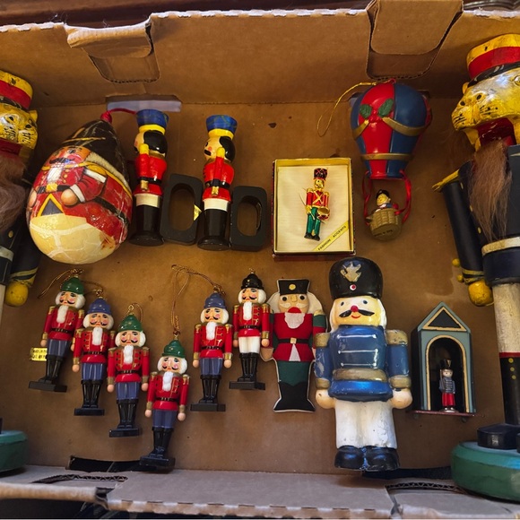 Nutcracker Collection - Picture 3 of 5